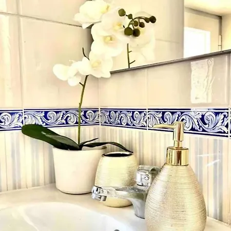 Spectacular River-view Duplex - * Lisboa